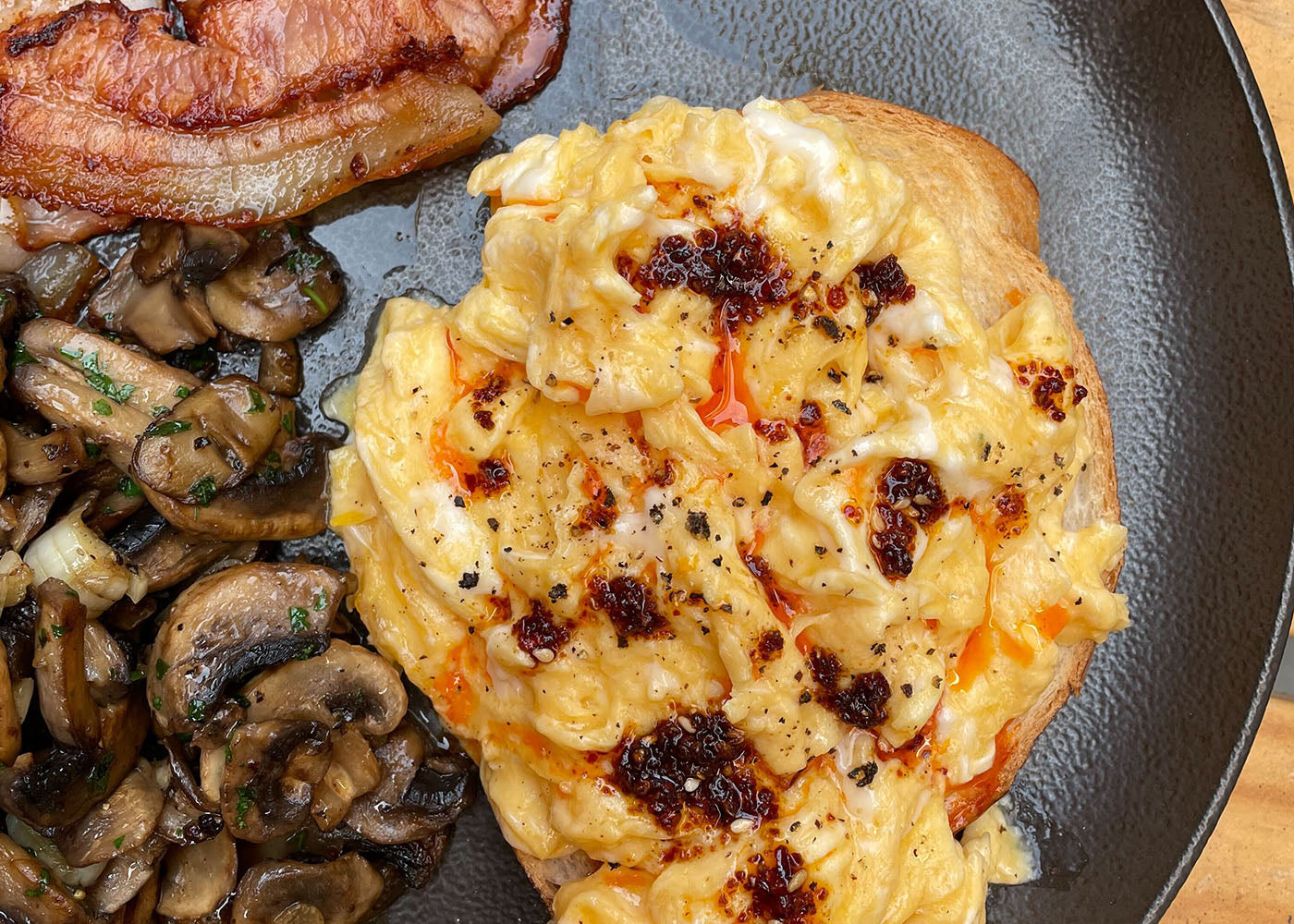 Recipe for breakfast scrambled eggs UmamiPapi Chilli Oil