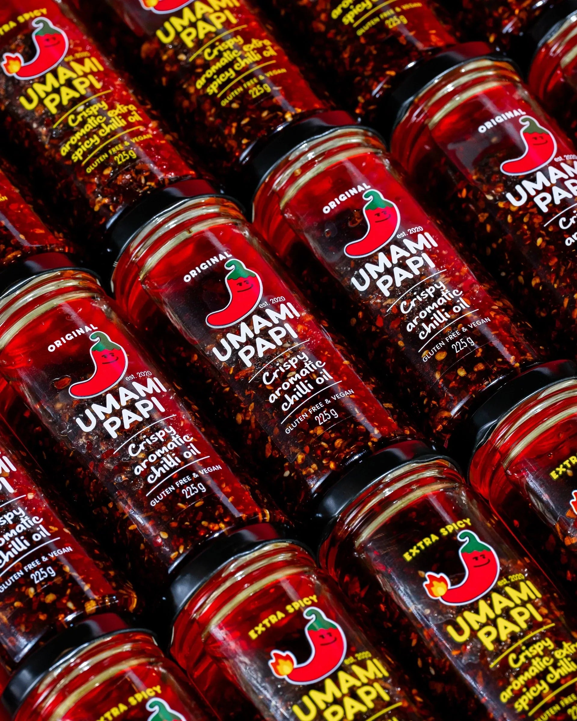 Difference Between Chilli Oil and Hot Sauce